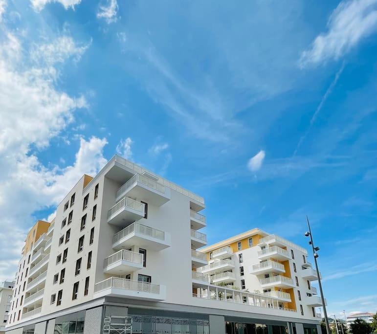 Logement Moderne Luxueux Parking Ac Cote De La Mer Nizza Exterior foto