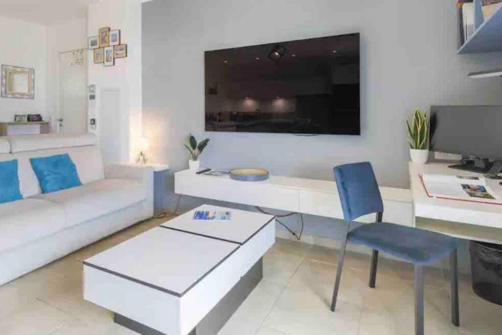 Logement Moderne Luxueux Parking Ac Cote De La Mer Nizza Exterior foto